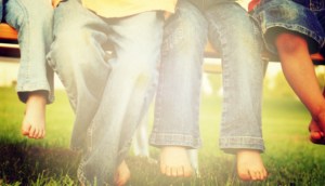 Summer 09 Homepage Feet Dangling 700px